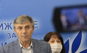 Мустафа Карадайъ: Водачите на протестите доскоро бяха клакьори на ГЕРБ