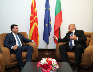 Посланикът на ЕС в Скопие прикани властите да спазват договора с България