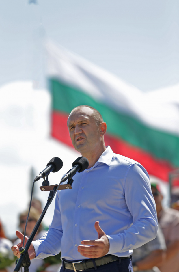 Румен Радев: Дори в онези славни дни, дори политиците успяха да бъдат на висотата на въжделенията на българския народ