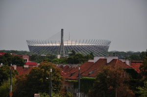 Полша превръща националния си стадион в болница