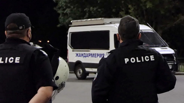 Протести блокират центъра на Пловдив тази вечер