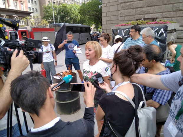 Манолова: Има шанс гражданите да спрат съдебно инсталацията за горене на боклук в София