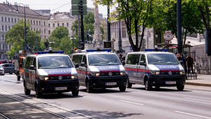 Арестуваха мъж, заподозрян за атентатите във Виена
