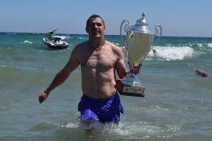 Фенклубът на Локо Пд разлюби забегналия в ЦСКА Бруно Акрапович и го обяви за враг