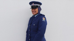 Полицията на Нова Зеландия въвежда хиджаб в униформата си