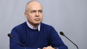Свиленски от БСП: Затвориха държавата за 4 минути, без да има подкрепящи мерки за хората