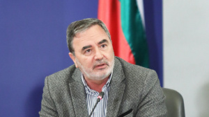 Смъртността от коронавируса нараснала тройно за последния месец