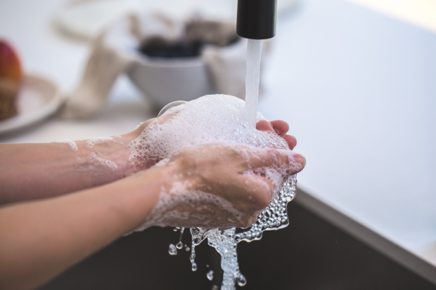 Сапунът с изтекъл срок на годност все още може да ви предпази от вредни микроби