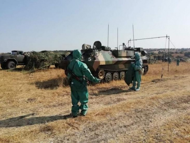 Военнослужещи се включиха в борбата срещу КОВИД -19 на три фронта