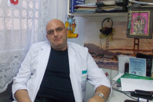 Д-р Брънзалов алармира: Джипитата не са взели по 1000 лева за медици на първа линия