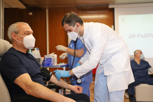 Ваксиниране срещу коронавируса ще праят и в 4 общински болници в София