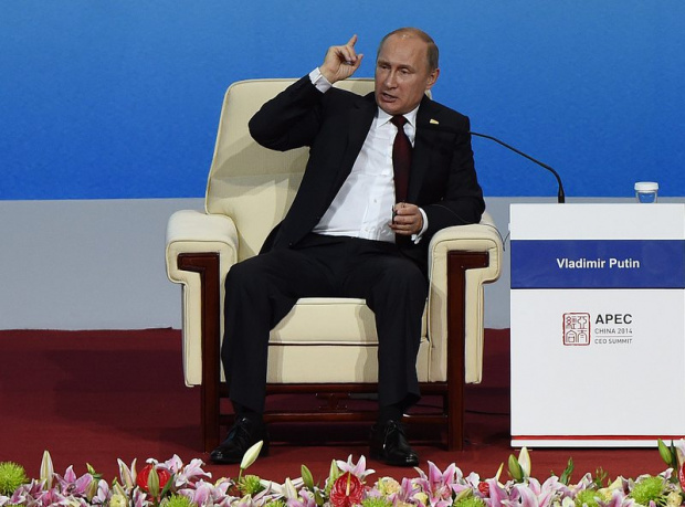 Путин сложи точка на мини "студената война", поздрави Байдън за изборната победа