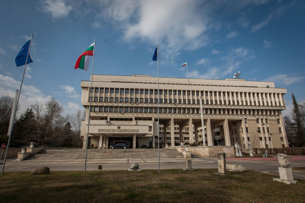МВнР: 2020-а бе дипломация по време на Ковид, влизане в чакалнята за еврото и подкрепа за българите в чужбина