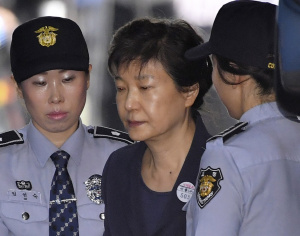 22 години затвор и 16 милиона долара глоба за бившия президент на  Южна Корея заради подкуп