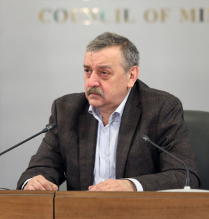 Кантарджиев: Кръчмите ще отворят през април, а дискотеките - по-късно