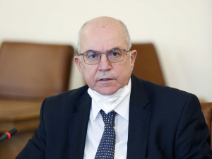 Проф. Гигов: С пристигането на повече дози ще се отлепим от дъното по ваксинации