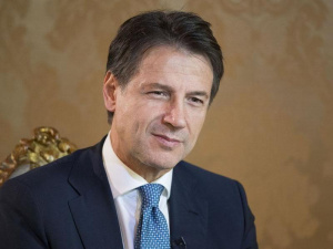 Италианското правителство подаде оставка