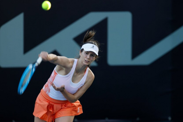 Пиронкова загрява за Australian Open в турнир със Серина, Мугуруса и Кенин