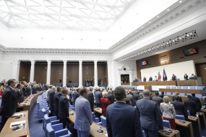 „Галъп“: 7 партии в новото Народно събрание, ако изборите бяха днес