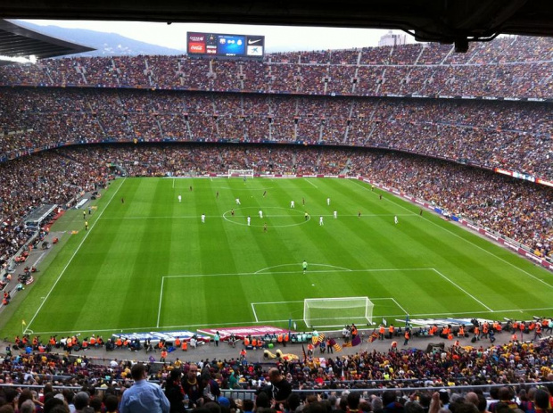 Стадионът на Барселона ще става център за масова ваксинация