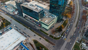 Ресторантите искат отваряне на 11-ия ден, моловете – бързо изплащане на обещаните помощи