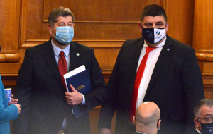 Дясната ръка на Христо Иванов: "Подарък" от Бойко - 24% увеличение в цената на природния газ