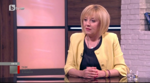 Манолова: Достойнството на НС трябва да се върне, България е парламентарна република