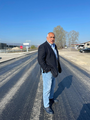 НА ЖИВО Бойко Борисов с иронична реакция след бомбата от Слави Трифонов ВИДЕО