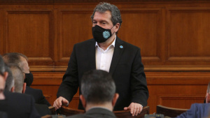 Слави даде задна, ИТН внесоха искане гласуването по пощата да бъде въведено веднага