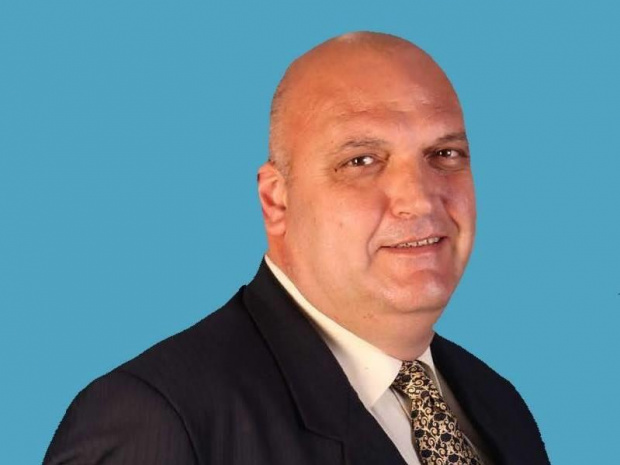 Брънзалов: При нов пик всичко затваря за 10 дни