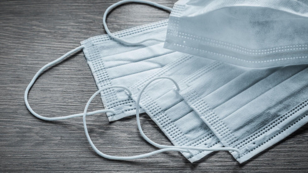 Ангелов към депутатите: Колеги, някои от вас отричаха пандемията