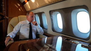 Разкриха как се държи Владимир Путин докато лети със самолет