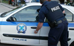 В Гърция глобяват с 2000 евро за антирадар и 300 за пътник без маска