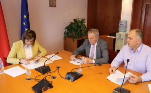 Официално: БСП подписа с АБВ и Кадиев за общо явяване на изборите