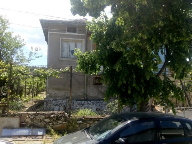 Къщата в Марикостиново, в която Бербатов е прекарвал ваканциите си, се ремонтира основно