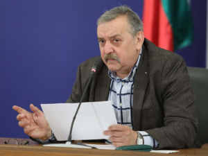 Здравният министър пенсионира култовия проф. Тодор Кантарджиев