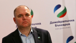 Лидерът на партия "Зелените" Владислав Панев: Пеевски е знаел какво го чака и затова е продал всичките си фирми
