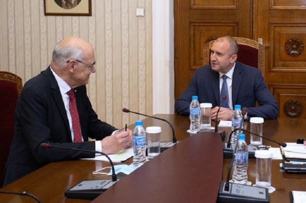 Президентът се срещна с шефа на КЕВР Иван Иванов