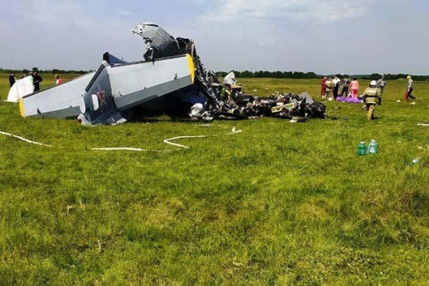 9 жертви на катастрофа с двумоторен самолет в Русия