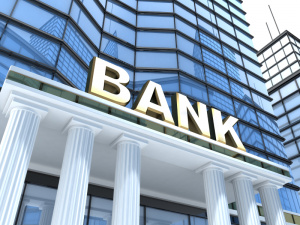 Банките  затягат услуги за политици и съмнителни бизнесмени от 7 октомври