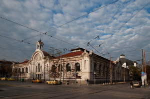 Централни хали в София се превръщат в обект на търговската верига
