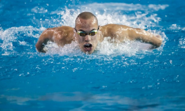 Антъни Иванов разочарова на 200 метра бътерфлай, мечтите на Диана Петкова също потънаха в олимпийския басейн