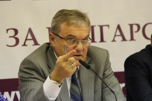 Да се търси наказателна отговорност от Кирил Петков, иска Румен Петков