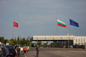 Търговци в Одрин искат експресен граничен коридор за българите