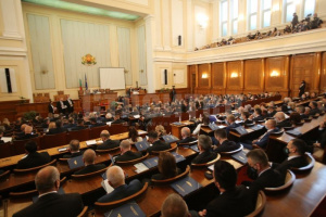 ГЕРБ и ДПС няма да подкрепят проектозакон на Хаджигенов за Бюрото по защита на Гешев