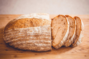 Хлябът поскъпва драстично от 1 септември, прогнозират хлебопроизводители