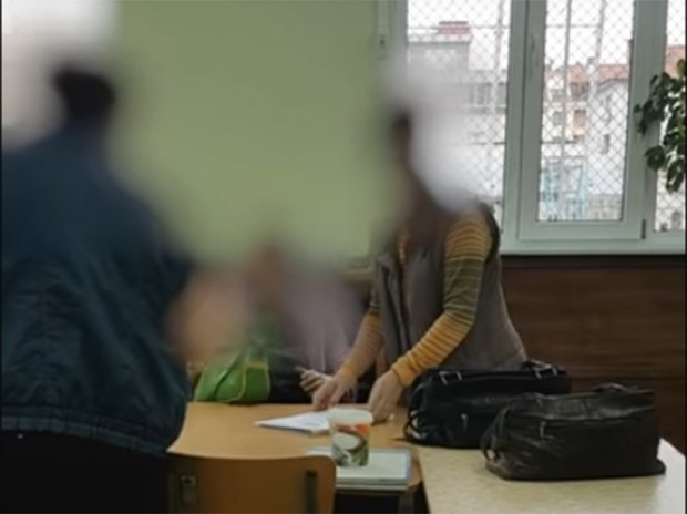 Скандално видео показва нечовешко отношение към дете със специални образователни потребности в Бургас