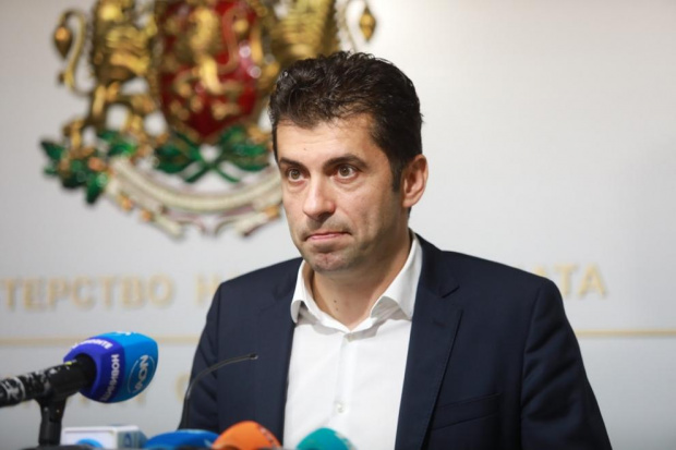 Кирил Петков даде брифинг и отсече: Един министър пролет не прави! Не ми пука какво казва Тошко Йорданов