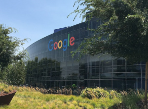 Гугъл отнесе солена глоба заради авторски права в мрежата