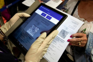 Лекар, издал менте-сертификат, изгоря с 2000 лева парична гаранция